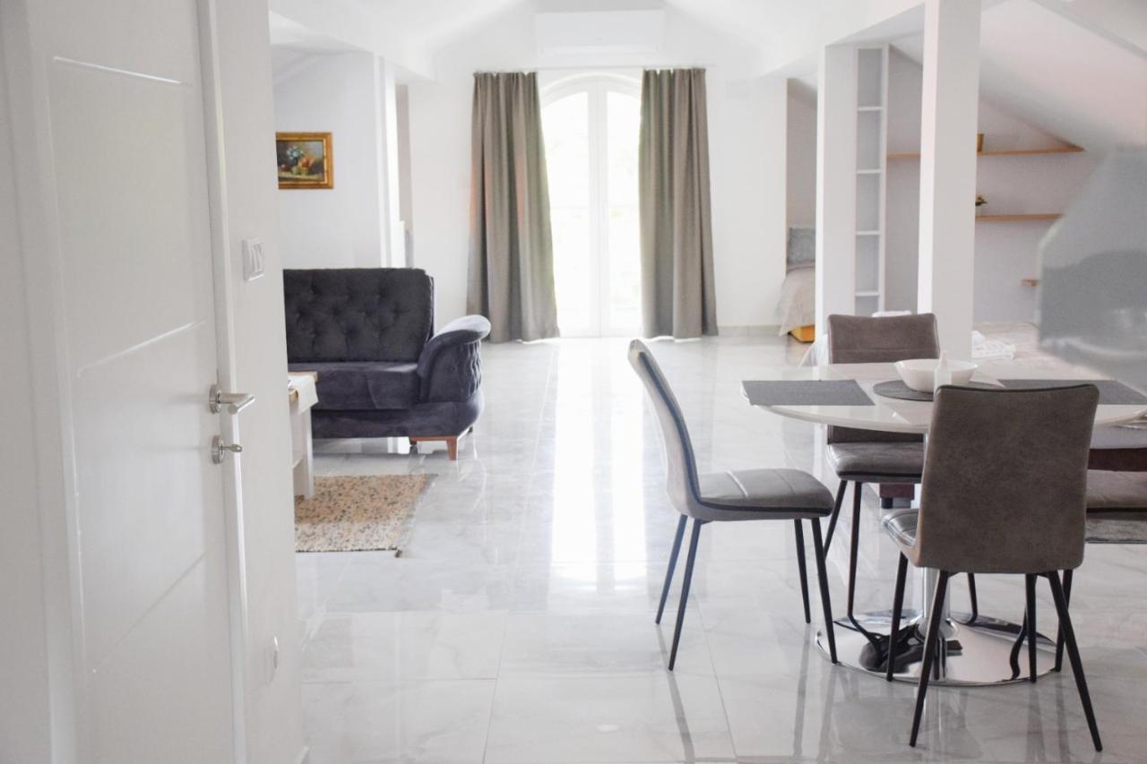 Villa Bella Ґолубац Екстер'єр фото